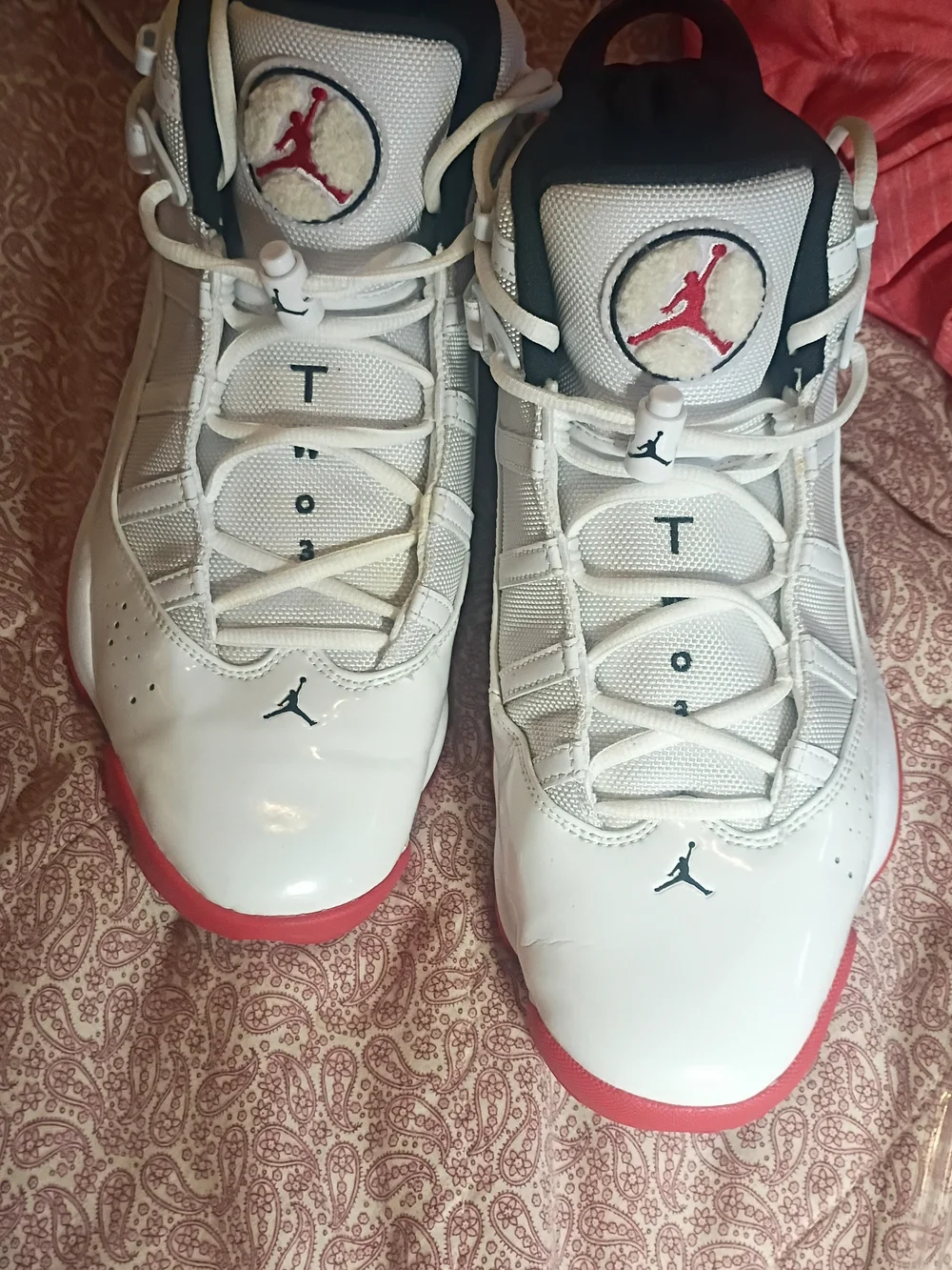 Jordan classic jordans